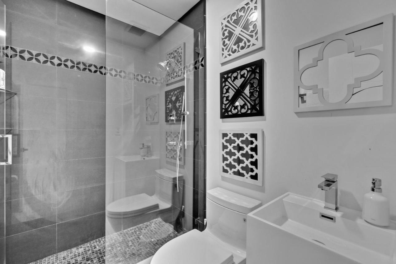 شقة Luxury House 4 Beds Heated Pool W Jaccuzzi North Bay Village المظهر الخارجي الصورة